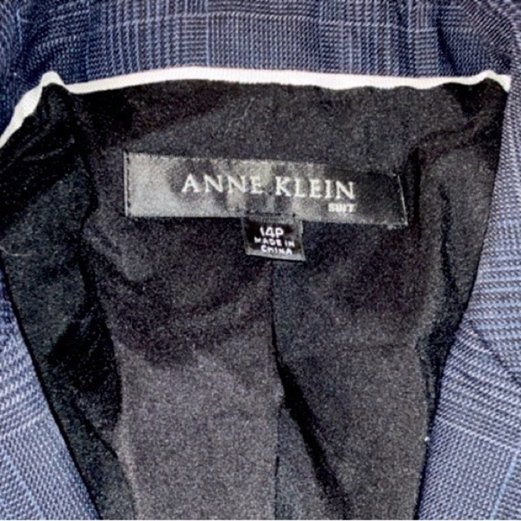 Anne Klein Navy Blazer - Picture 3 of 3